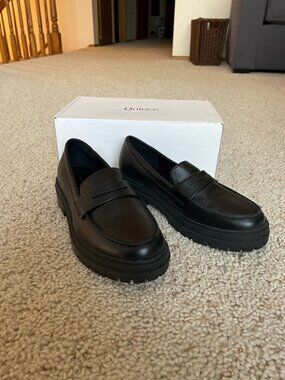 Quince Italian Leather Lug Sole Loafer - Size 7.5 - Black - New!